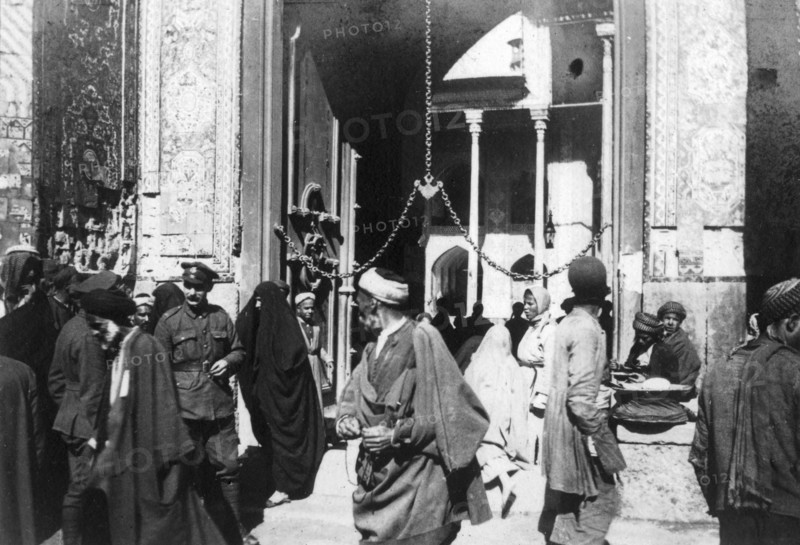 Entrance to Kazimain mosque, Iraq, 1917-1919. Artist: Unknown