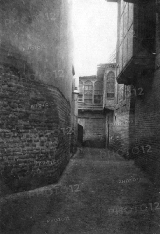 A street in Baghdad, 1918. Artist: Unknown