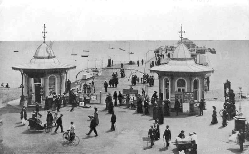 The pier, Worthing, West Sussex, c1900s-c1920s. Artist: Unknown