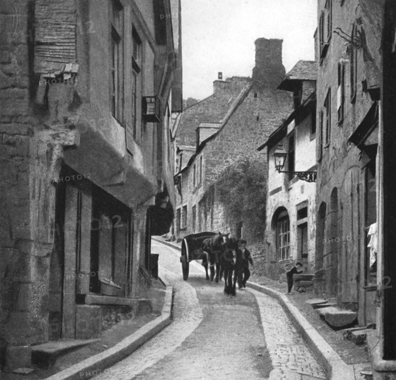 Rue Jersual, 1911-1912.Artist: HW Fincham