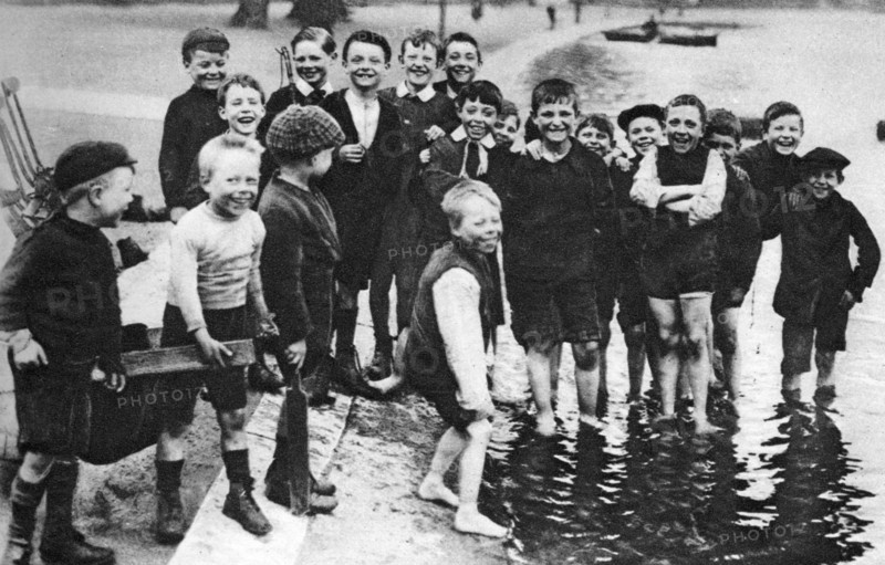 A group of summer paddlers in the Serpentine, London, 1926-1927. Artist: Unknown