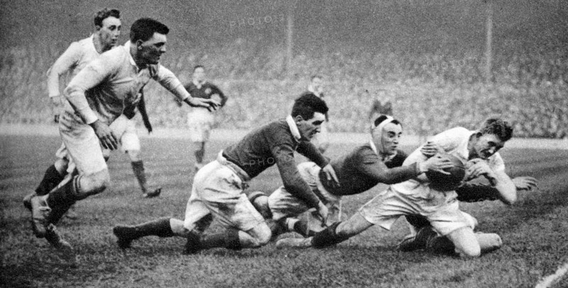 England scoring a try against Scotland, Twickenham, London, 1926-1927. Artist: Unknown