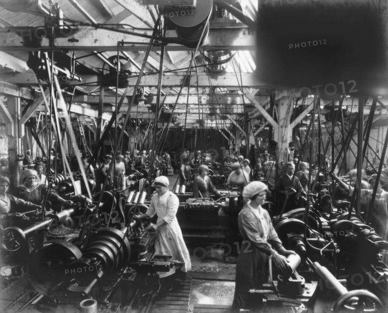 Munitions factory, London, World War I, 1914-1918. Artist: Haua