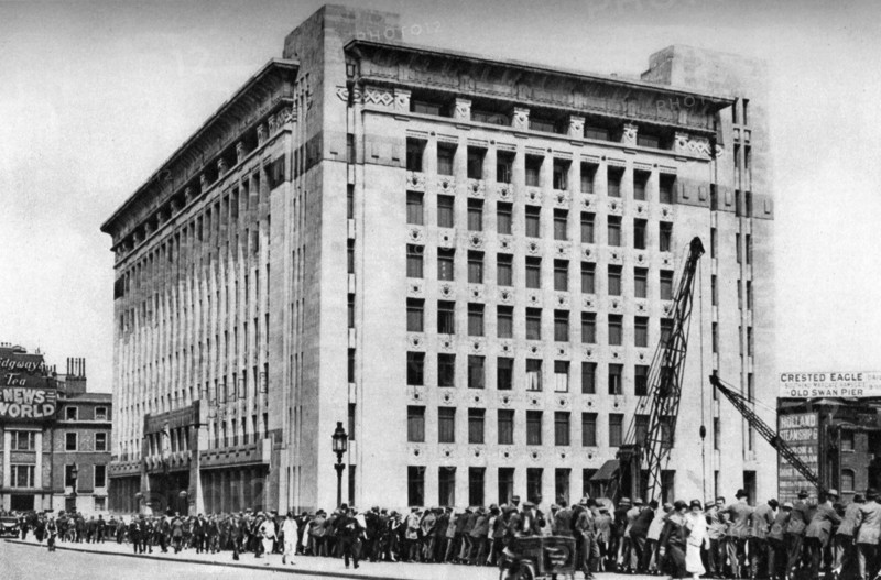 Adelaide House, London, 1926-1927.Artist: McLeish
