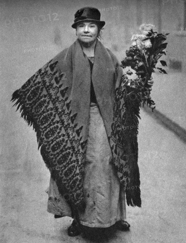 Flower girl, London, 1926-1927. Artist: Unknown