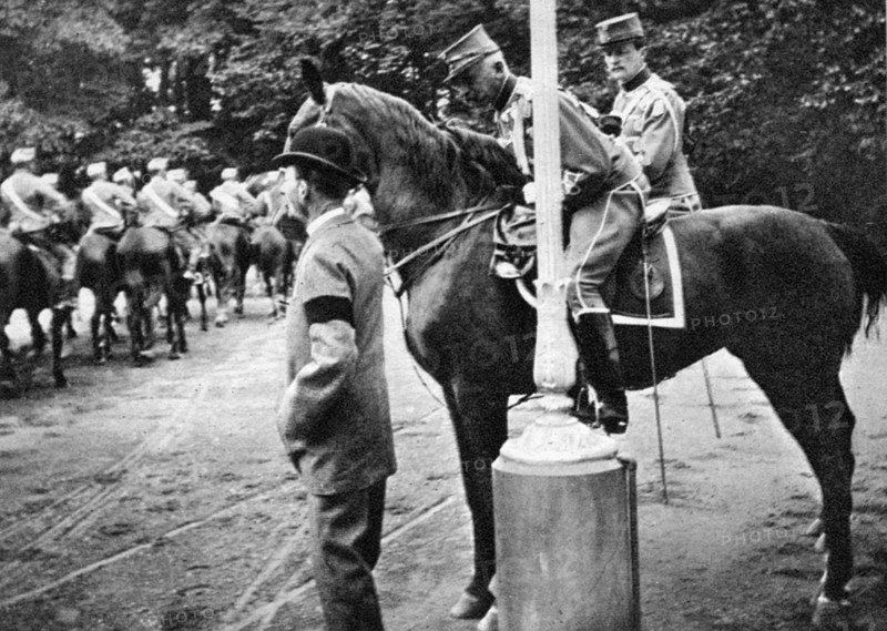 King Christian IX (1818-1906) with Colonel Kjor of the Danish Hussars, 1908.Artist: Queen Alexandra