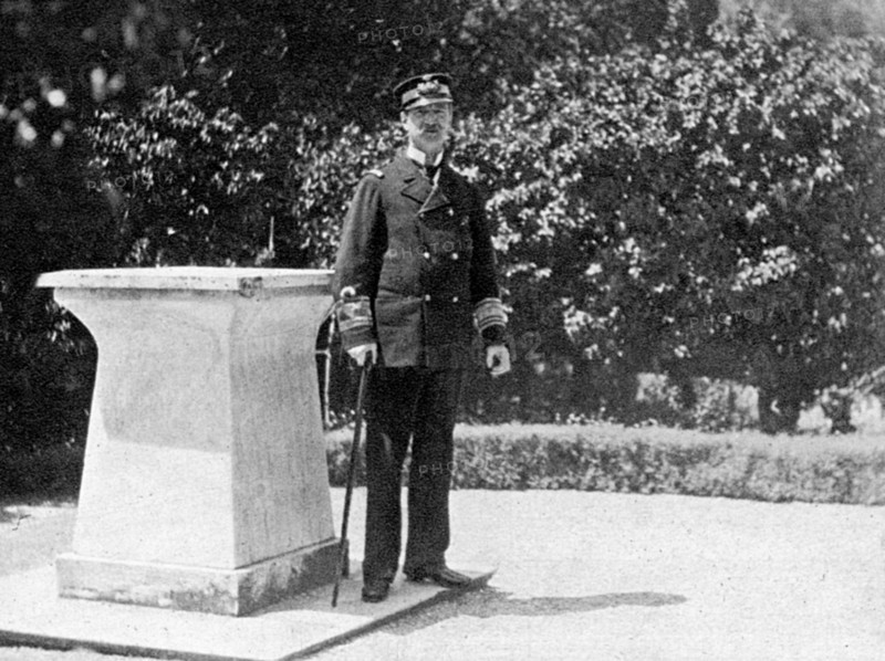 King George I of Greece (1845-1913) in his garden at Athens, 1908.Artist: Queen Alexandra