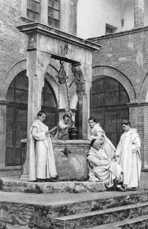 A group of monks at the monastery of Monte Oliveto Maggiore, Italy, 1922. Artist: Unknown