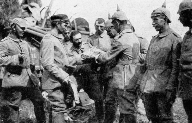 German troops stopping for midday rations on the way to Brussels, First World War, 1914. Artist: Unknown