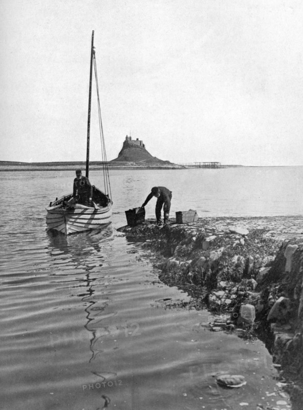 Holy Island, Northumberland, 1924-1926. Artist: Alfred Hind Robinson