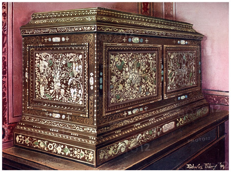 Inlaid jewel casket of walnut wood with panelled front, sides and top, 1910.Artist: Edwin Foley