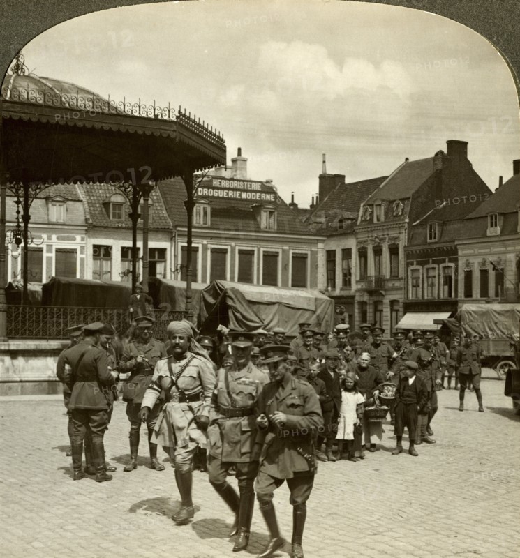 Sir James Willcocks with General Nanten, Market Square, Merville, France, World War I, 1914-1915.Artist: Realistic Travels Publishers