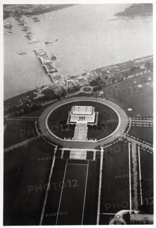 Aerial view of the Lincoln Memorial, Washington DC, USA, from a Zeppelin, 1928 (1933). Artist: Unknown
