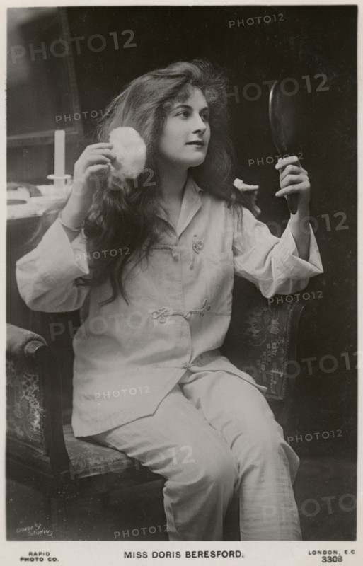 Doris Beresford, British actress, c1900s(?).Artist: Rapid Photo Company