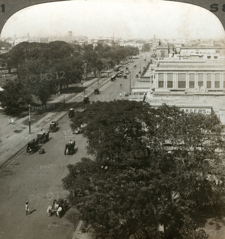 Chowringhee Road, Calcutta, India, c1900s(?).Artist: Underwood & Underwood