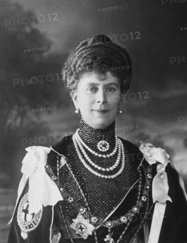 Queen Mary, consort of King George V of the United Kingdom, c1910s(?). Artist: Unknown
