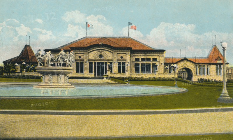 Habana: Casino De La Playa. The National Casino at Marianao, c1910. Artist: Unknown