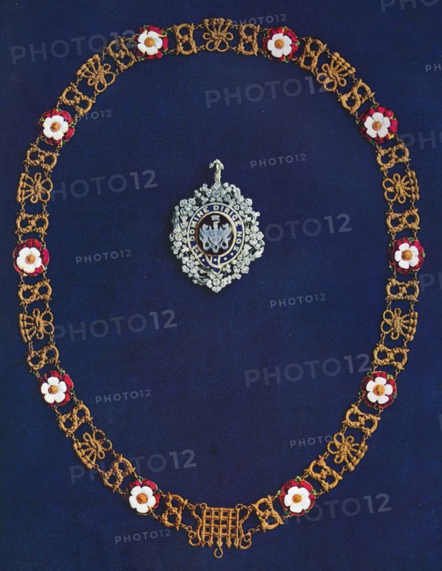 The Lord's Mayor's Badge and Collar, 1916. Artist: Unknown