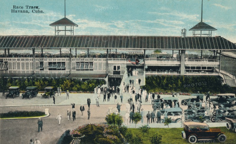 Race Track, Havana, Cuba, c1950s. Artist: Unknown