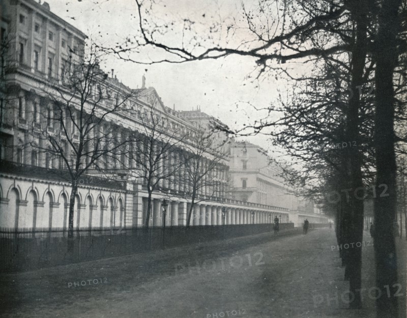 'Carlton Hose Terrace', 1933. Artist: Unknown.