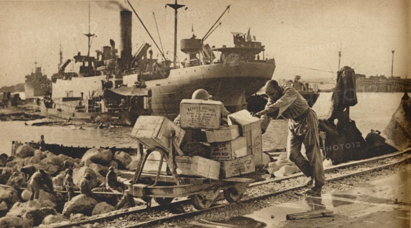 'Busy Scenes in Benghazi', 1943. Artist: Unknown.