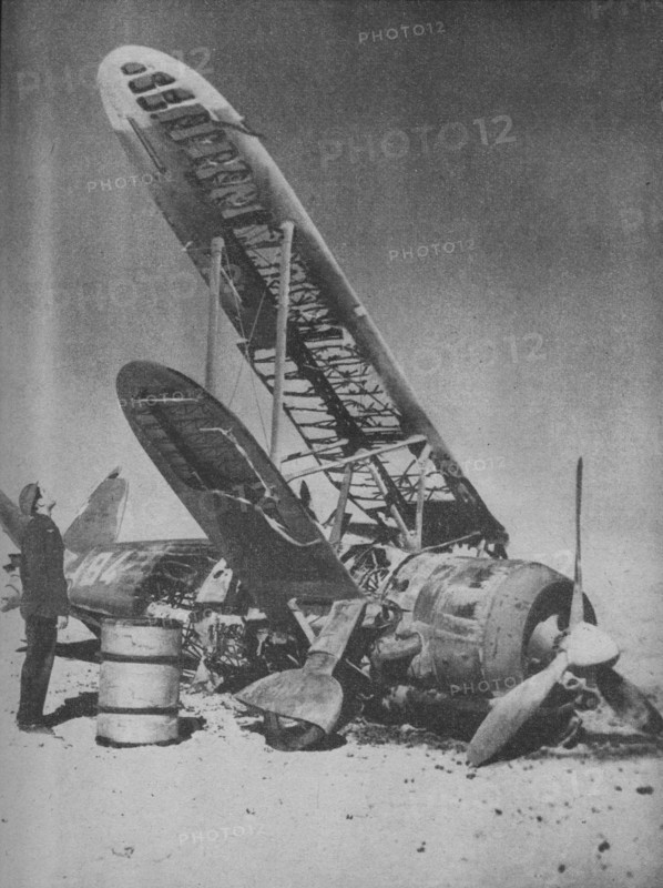 'Crashed in the Regia Aeronautica's Graveyard', 1941.  Artist: Unknown.