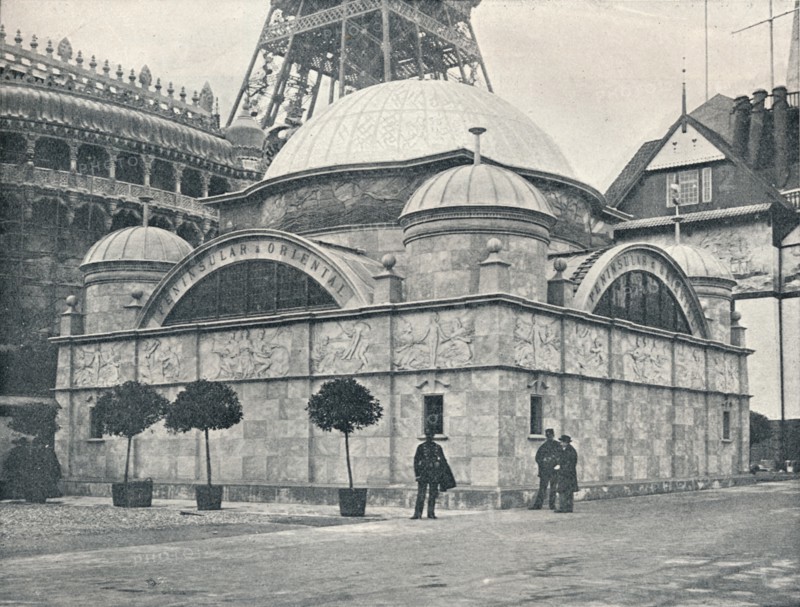 'Peninsular and Oriental Pavilion (River Front)', c1900. Creator: Unknown.