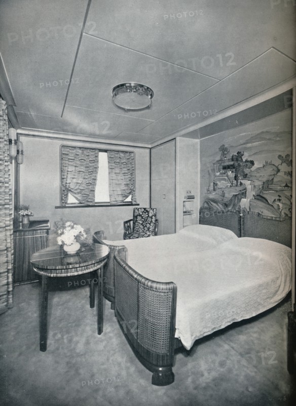 'First Class Cabin de Luxe on board Victoria', 1931. Artist: Unknown.