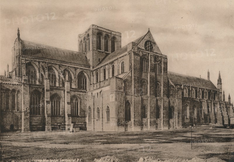 Winchester Cathedral, Hampshire, early 20th century(?). Artist: Unknown.