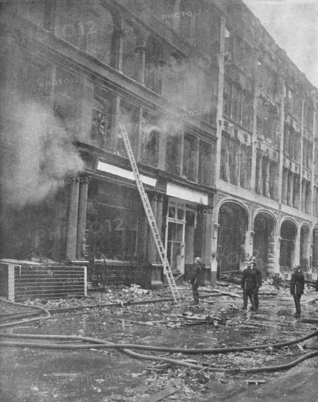 'Firemen Tackle City Blaze', 1940, (1940). Artist: Unknown.