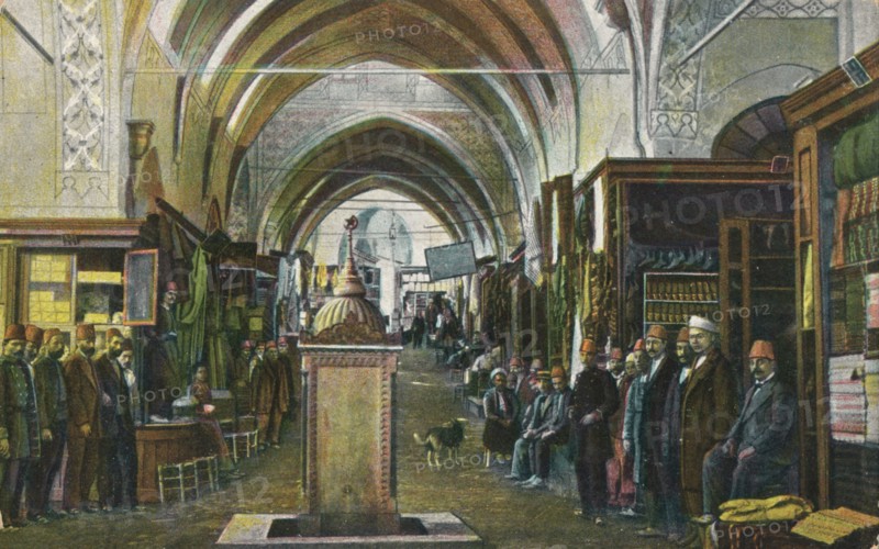 'Salut de Constantinople - Le Grand Bazar', c1900.  Artist: Unknown.