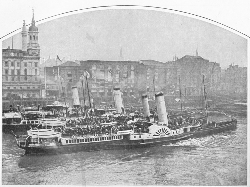 Excursion steamboats leaving Fresh Wharf, London Bridge, c1903 (1903). Artist: Unknown.