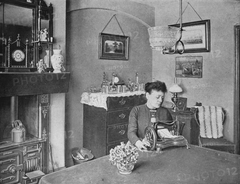 New room in a model dwelling, London, c1900 (1901). Artist: Unknown.