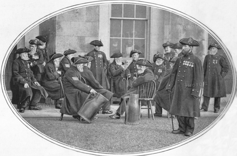 Chelsea Pensioners with 'black jacks', London, c1901 (1901). Artist: Unknown.