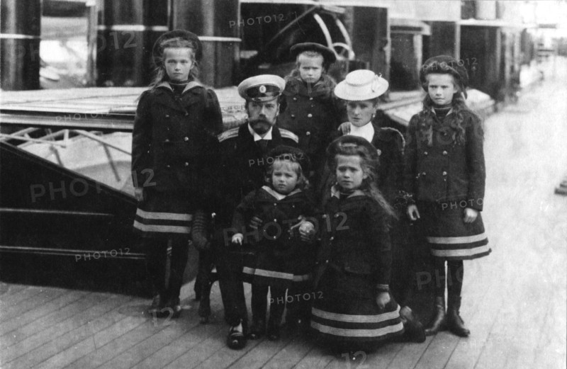 Tsar Nicholas II and Tsarina Alexandra of Russia and their children, 1907.  Artist: Unknown.
