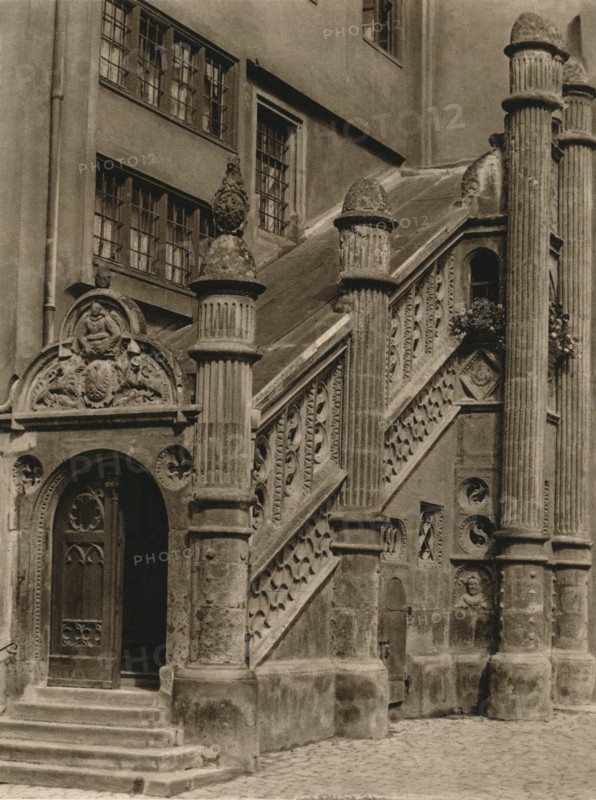'Nordlingen - Town Hall Stairs', 1931. Artist: Kurt Hielscher.