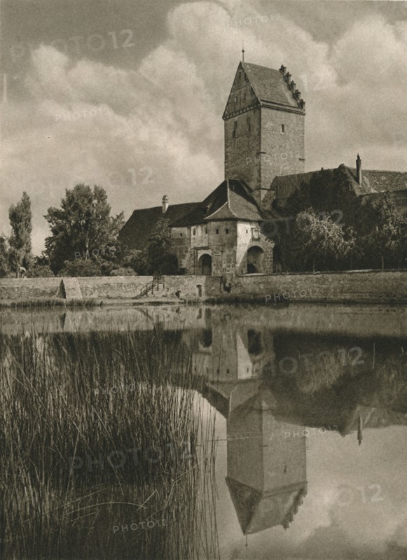 'Dinkelsbuhl - Rothenburger Tor', 1931. Artist: Kurt Hielscher.
