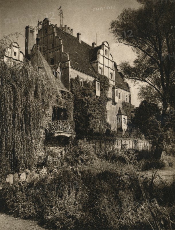 'Schloss Windischleuba', 1931. Artist: Kurt Hielscher.