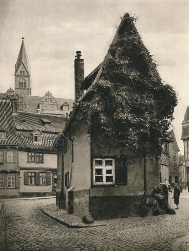 'Quedlinburg - Finkenherd, 1931. Artist: Kurt Hielscher.