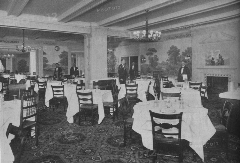Breakfast Room, Roosevelt Hotel, New York City, 1924. Artist: Unknown.