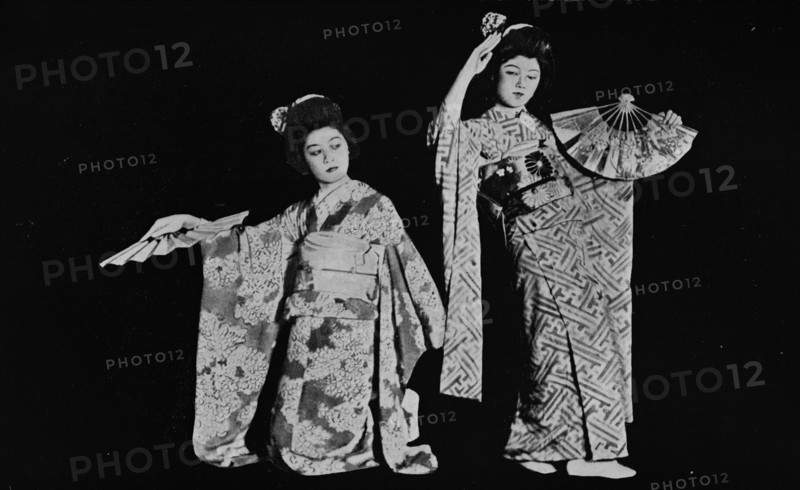 'Dancing girl Kimi-chiyo attender almost every Japanese-style party in Tokyo' c1900, (1921). Artist: Julian Leonard Street.