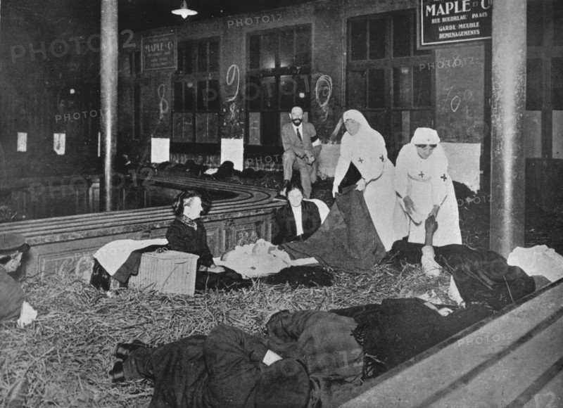 'Customs Room at the Gare du Nord, Paris, a relief station for French refugees', 1914. Artist: Unknown.