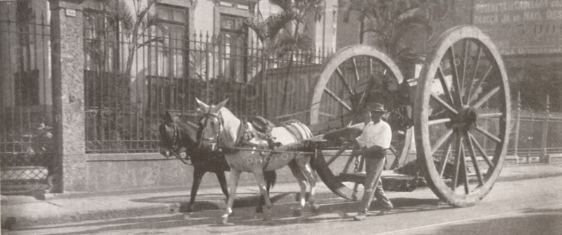 'Carrying heavy goods under instead of above the axle', 1914. Artist: Unknown.