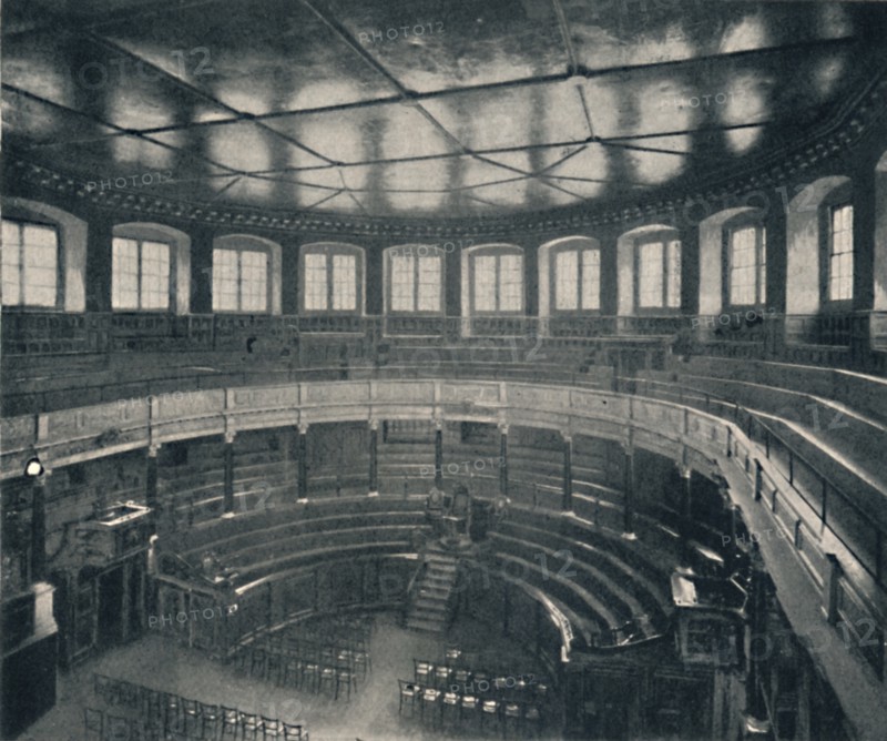 'The Sheldonian Theatre, Oxford', 1903. Artist: Unknown.