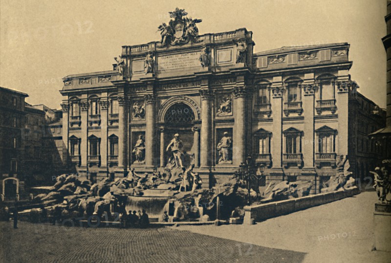 'Roma - Fountain of Trevi', 1910. Artist: Unknown.