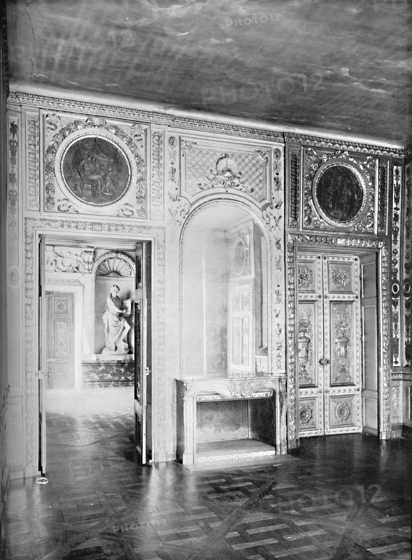 'Salon, with Door Open into Dining Room - H¶tel Lauzun', 1903. Artist: Unknown.