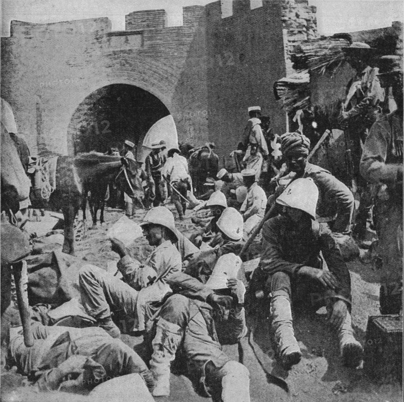 'In the Flowery Land - The Wounded of the Allies at the Mud Gate, Tientsin', 1900. Artist: Unknown.