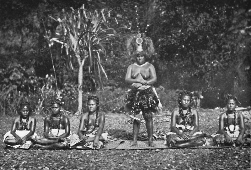 A group of Samoan dancing women in full costume, 1902. Artist: Unknown.