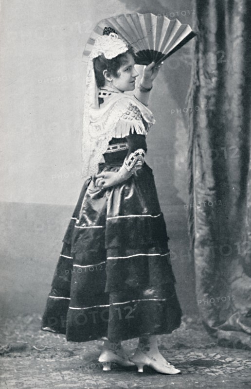 A Spanish dancer, 1912. Artist: Unknown.