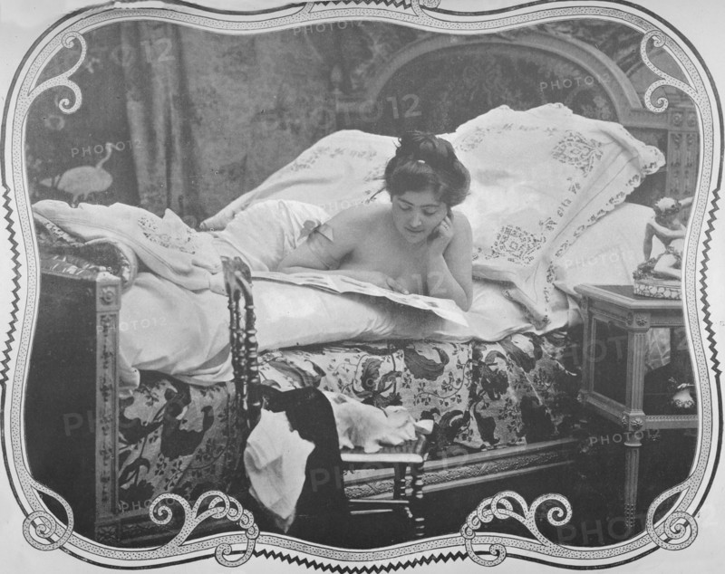 'La Belle Image', 1900. Artist: Unknown.